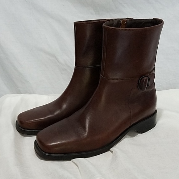 Authentic Cole Haan boots - Picture 3 of 8